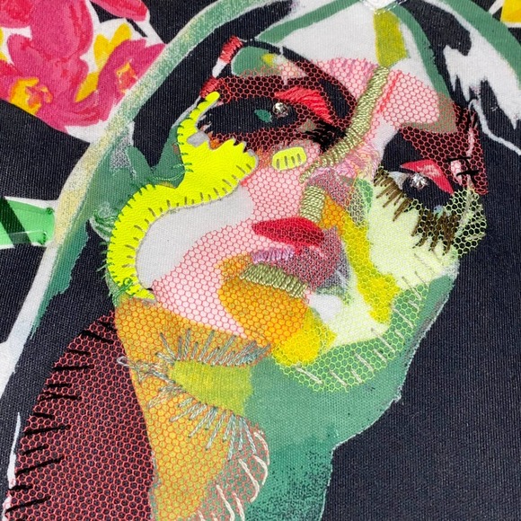 VTG Christian Dior John Galliano 2005 Y2K Dolls Graphic Embellished Tee Shirt - Picture 9 of 14